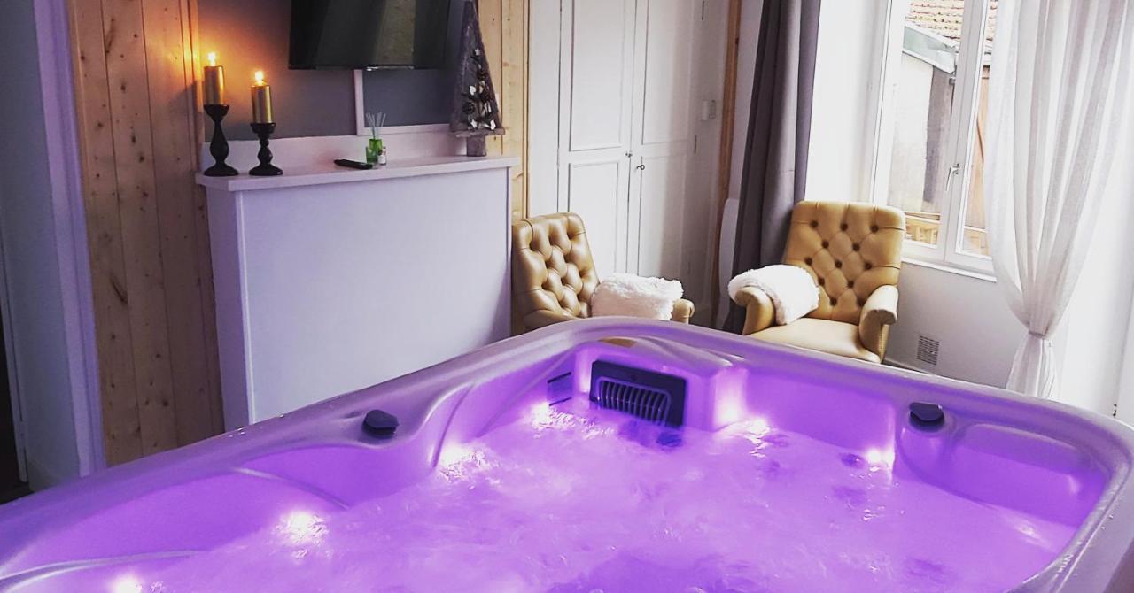 Suite Eden Avec Jacuzzi Prive โชมง ภายนอก รูปภาพ